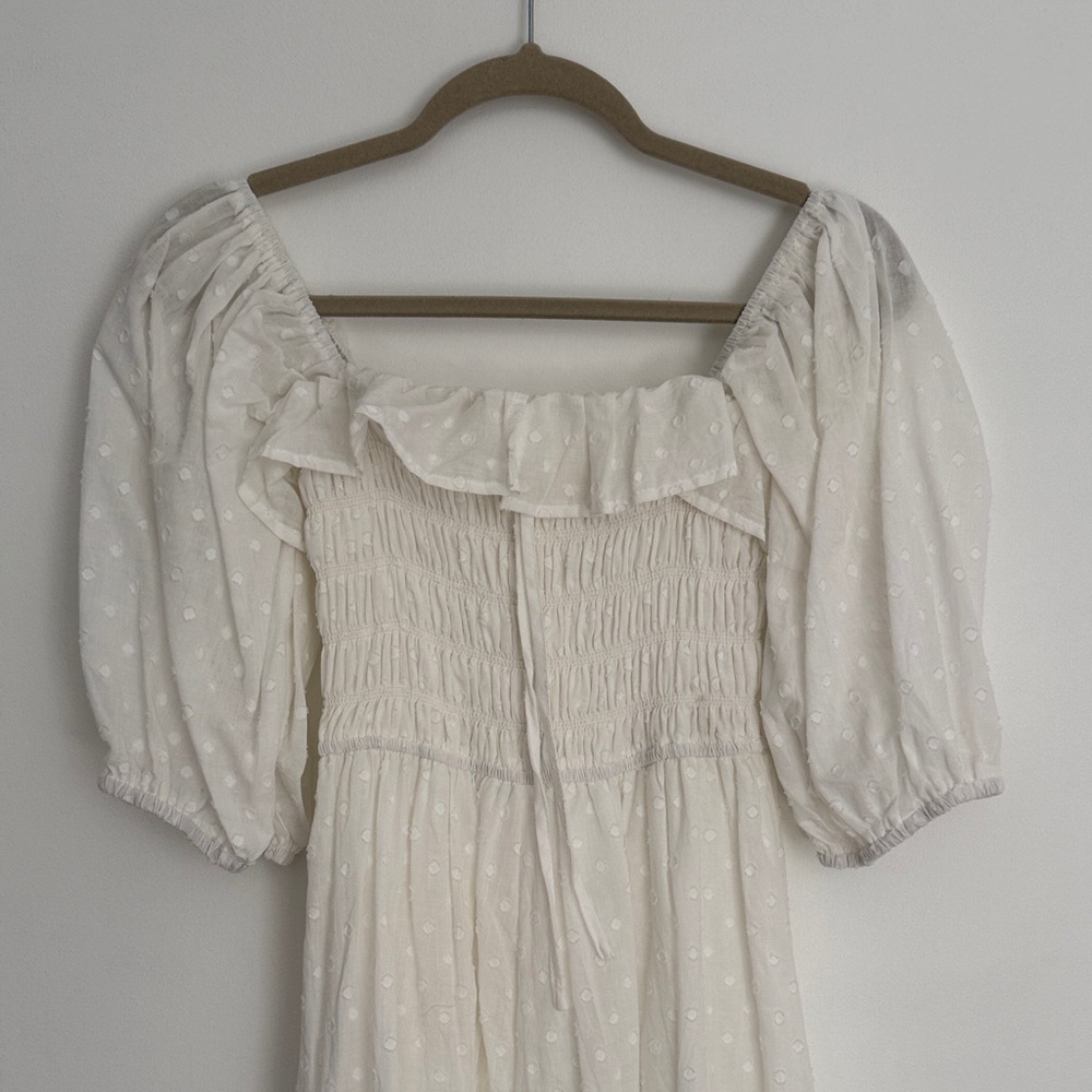 Women's white Ruffled Smocked Midi Dress size small